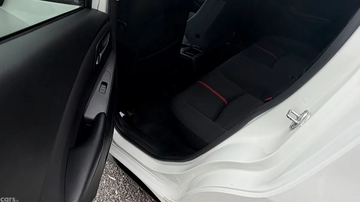 Mazda Demio Coupe, Diesel, 2015, White