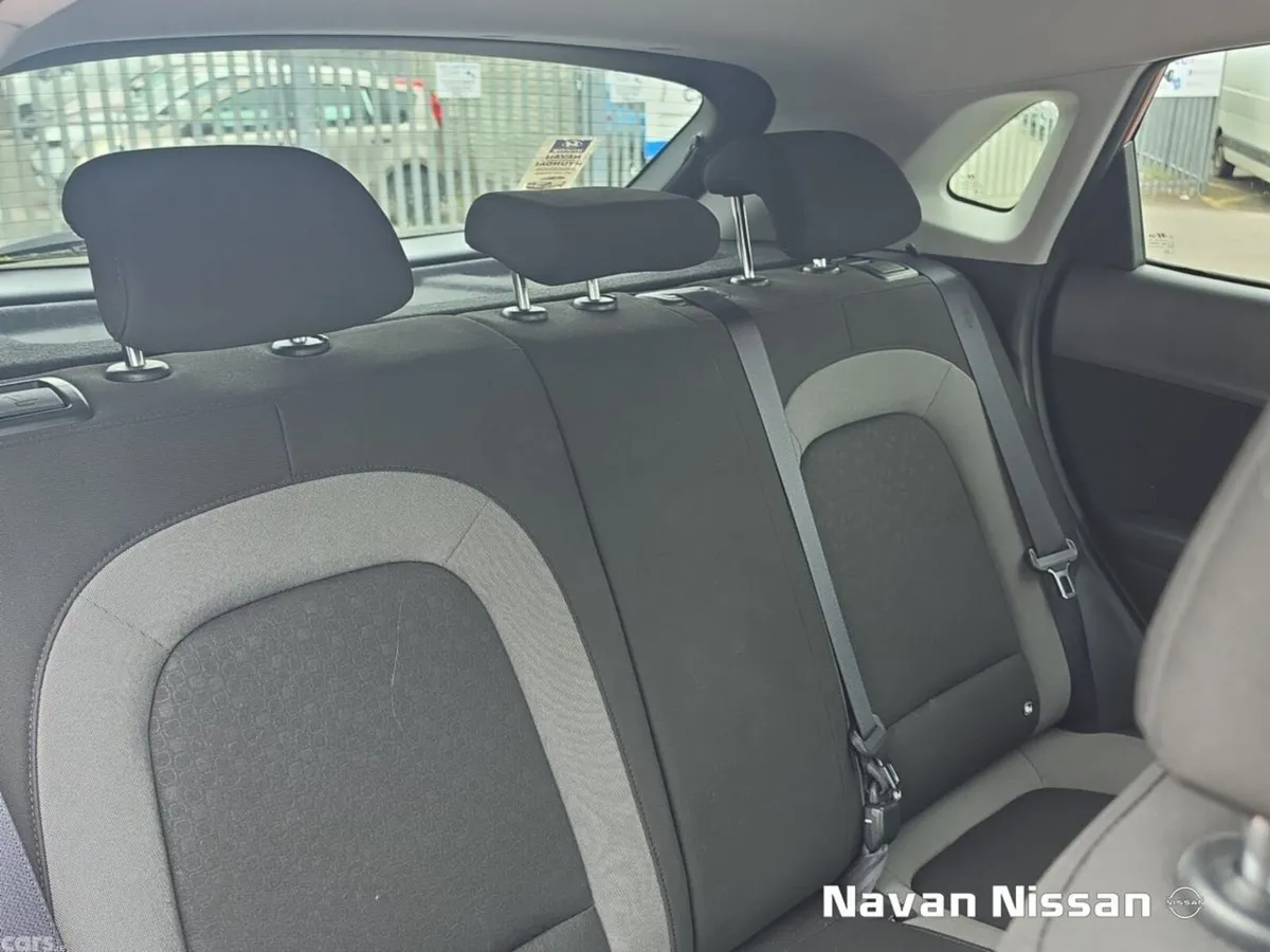 Hyundai KONA MPV, Petrol, 2019, Red