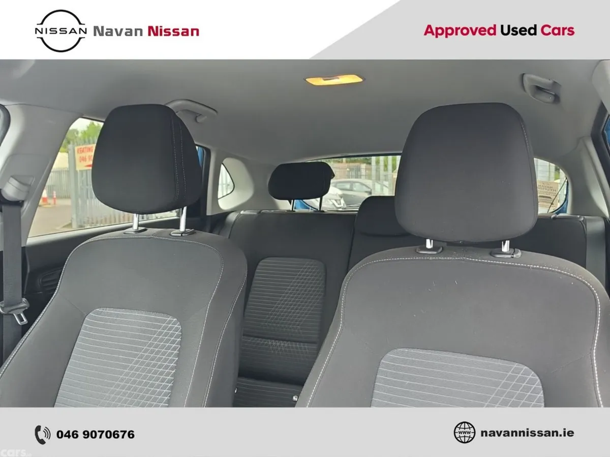 Hyundai i20 Hatchback, Petrol, 2023, Blue