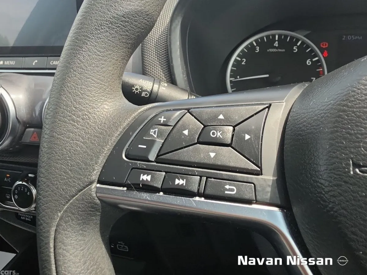 Nissan Juke SUV, Petrol, 2022, Red