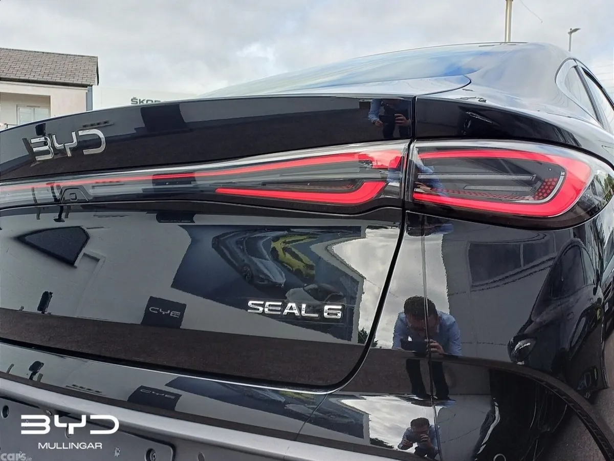 BYD Seal 6 Saloon, Petrol Plug-in Hybrid, 2027, Black