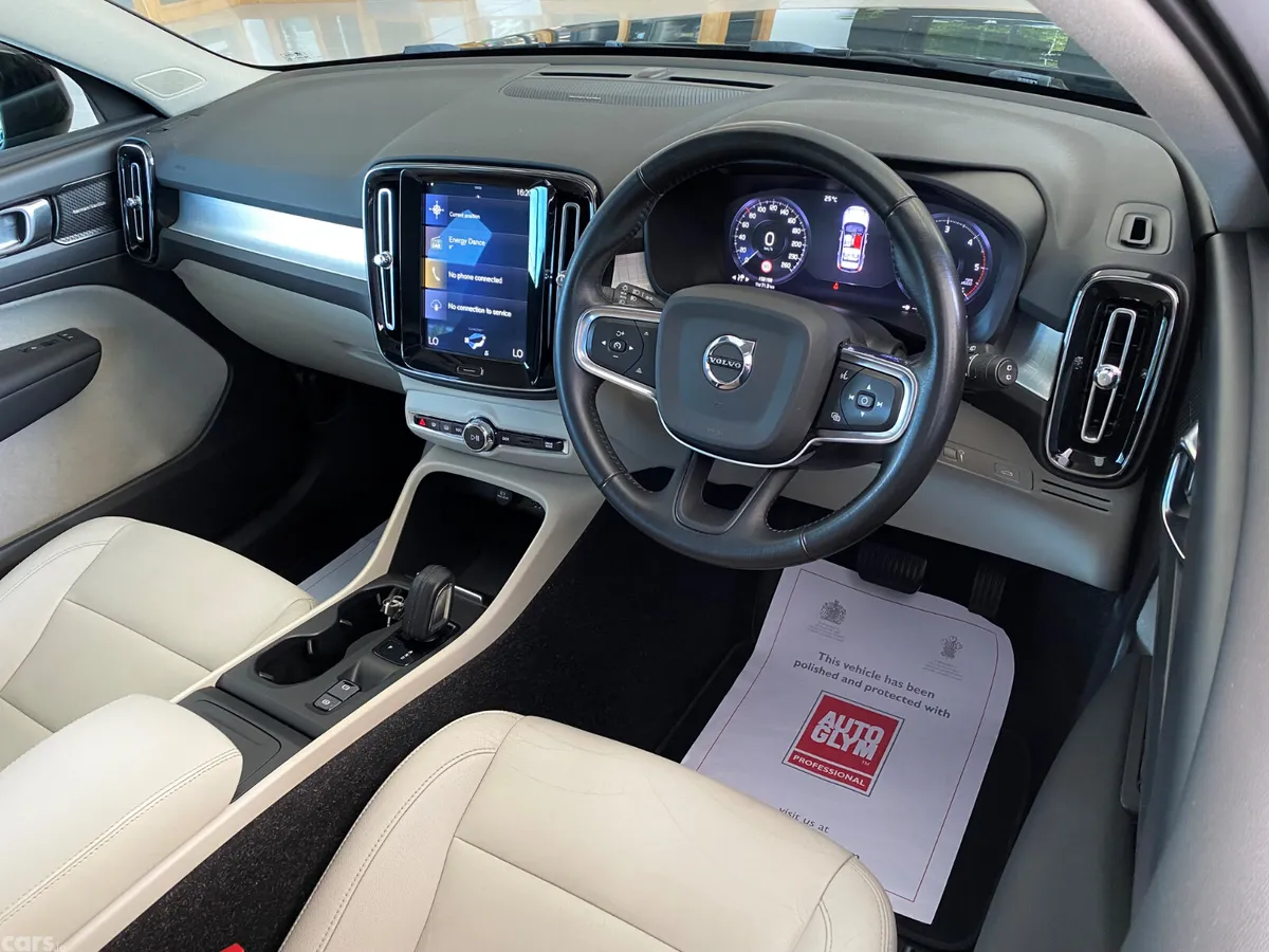 Volvo XC40 Estate, Diesel, 2020, Black
