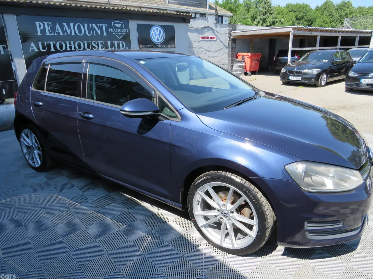 Volkswagen Golf Hatchback, Petrol, 2017, Blue
