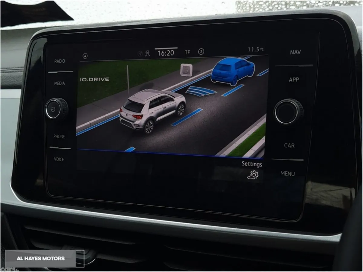 Volkswagen T-Roc SUV, Diesel, 2023, Blue