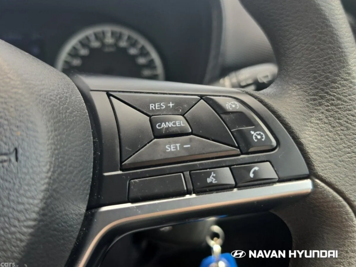 Nissan Juke SUV, Petrol, 2022, Red
