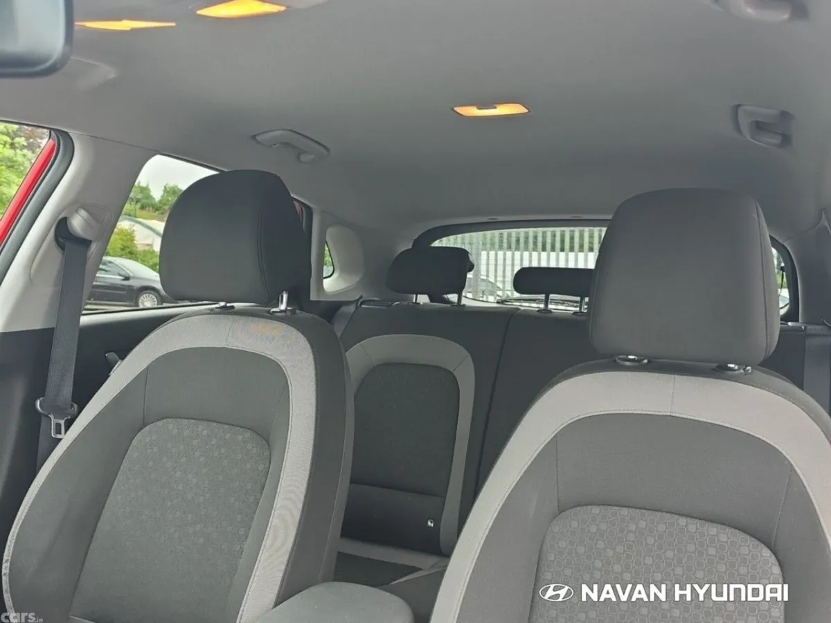 Hyundai KONA MPV, Petrol, 2019, Red