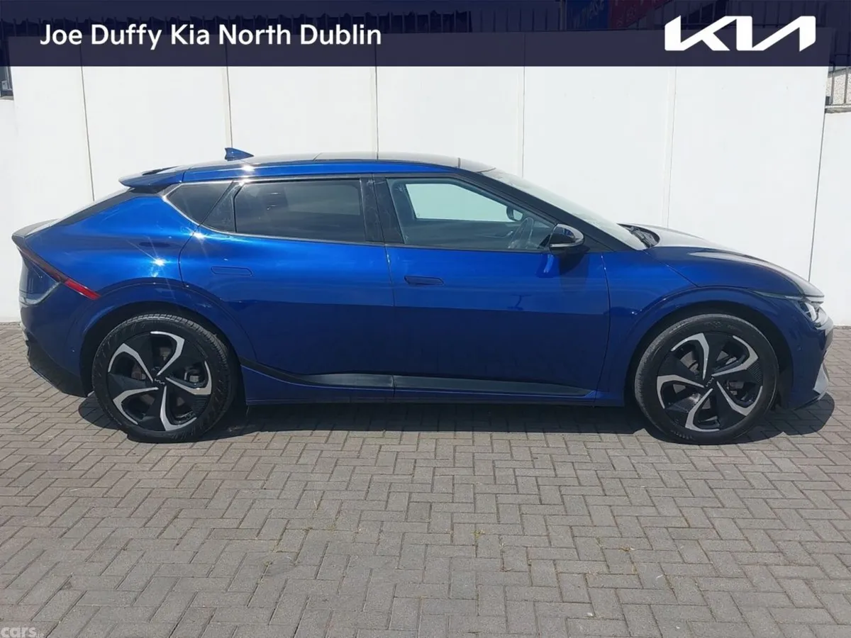Kia EV6 MPV, Electric, 2022, Blue