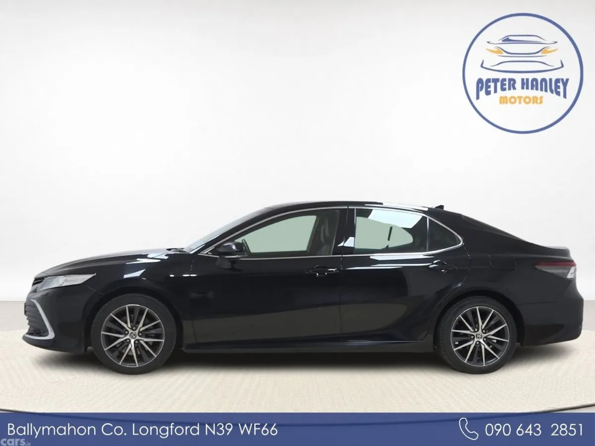Toyota Camry Saloon, Petrol Hybrid, 2024, Black