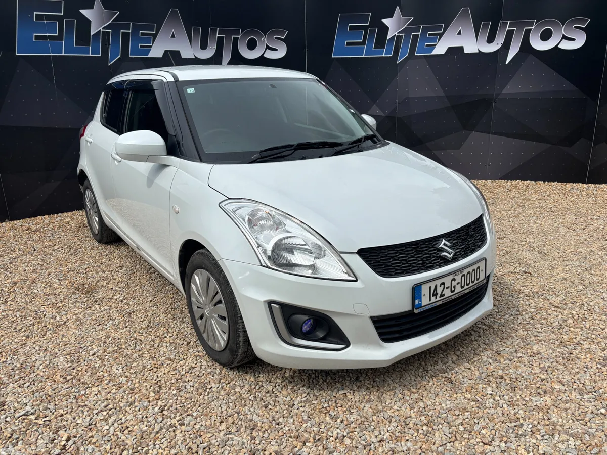 Suzuki Swift Hatchback, Petrol, 2014, White
