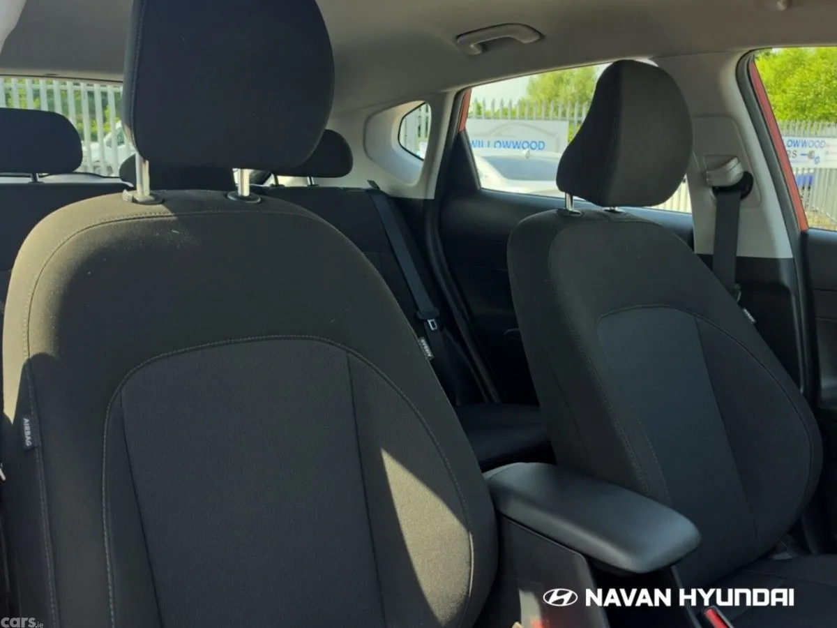Hyundai KONA MPV, Petrol Hybrid, 2024, Red