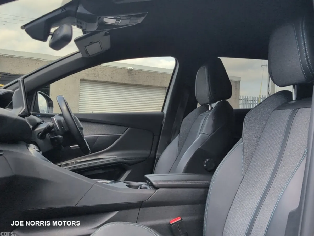 Peugeot 3008 SUV, Diesel, 2023, White