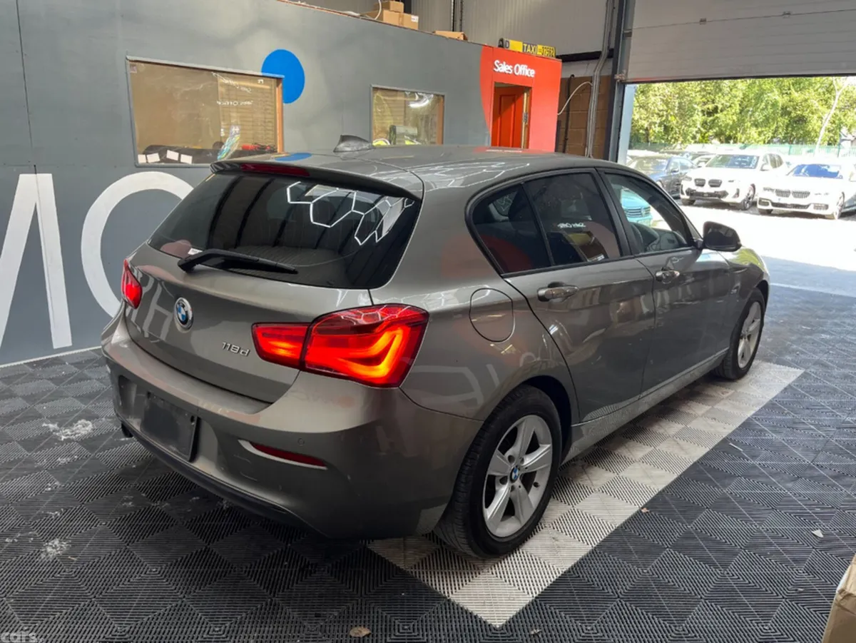 BMW 1-Series Hatchback, Diesel, 2016, Grey