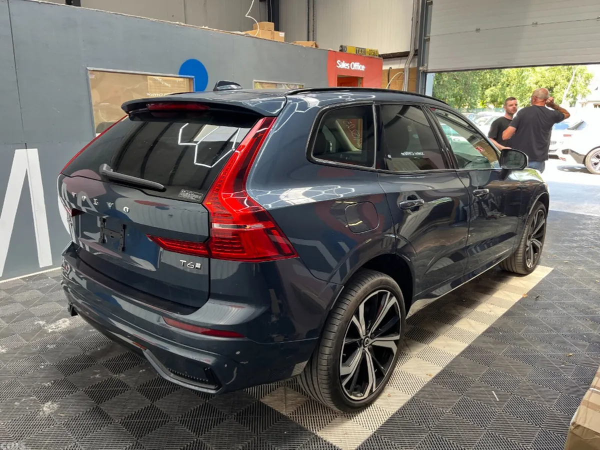 Volvo XC60 SUV, Petrol Plug-in Hybrid, 2025, Blue
