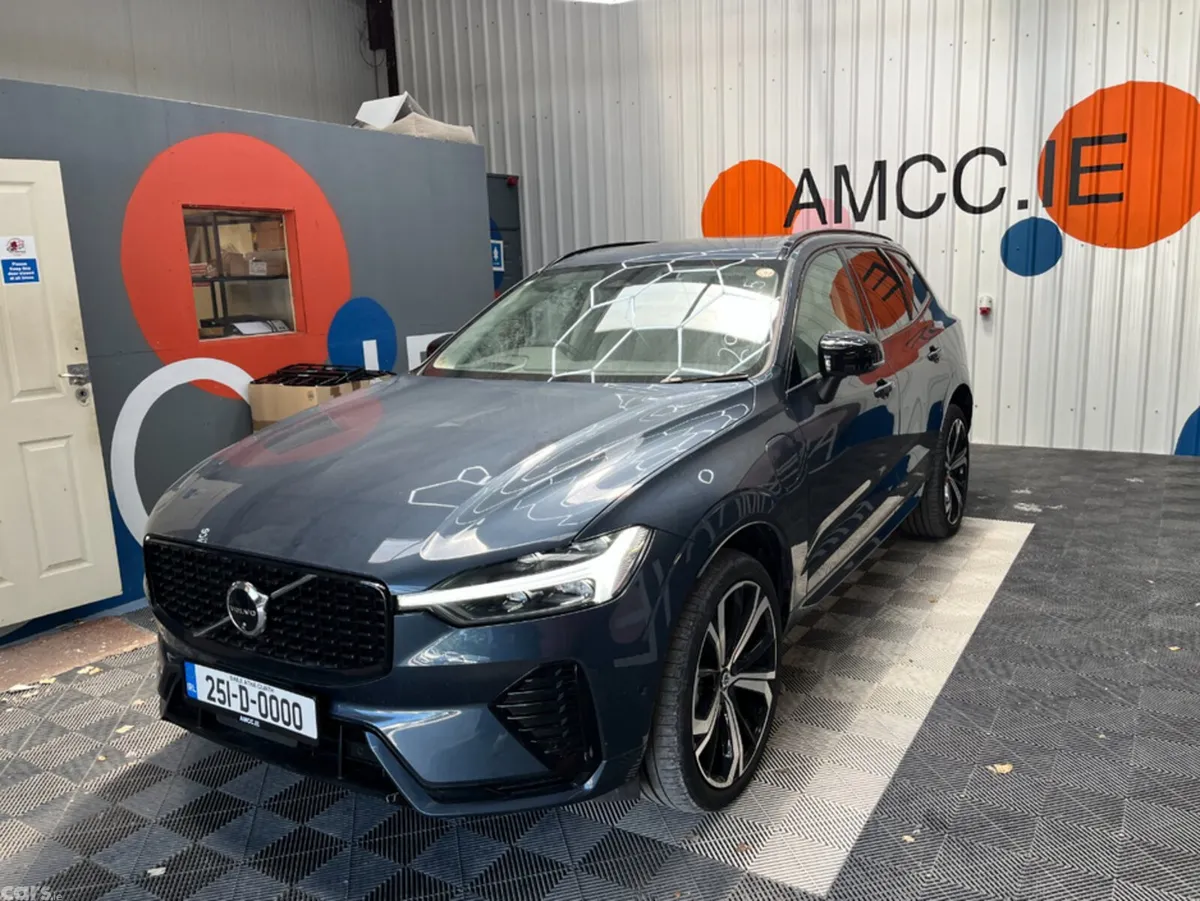 Volvo XC60 SUV, Petrol Plug-in Hybrid, 2025, Blue