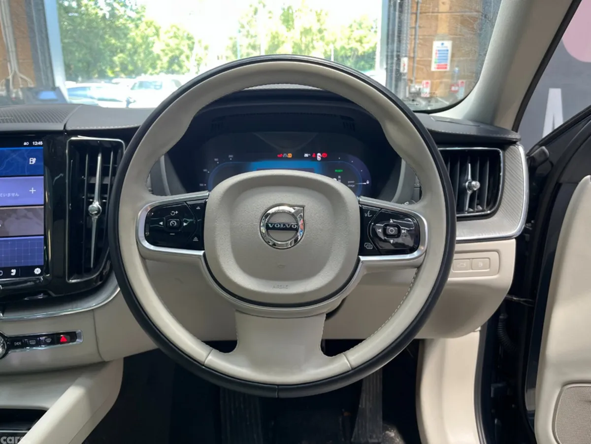 Volvo XC60 SUV, Petrol Plug-in Hybrid, 2025, Blue