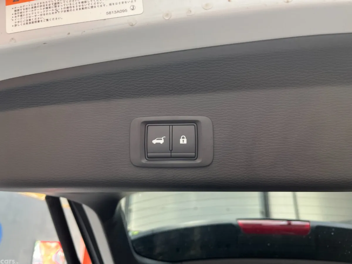 Mitsubishi Outlander SUV, Petrol, 2024, White