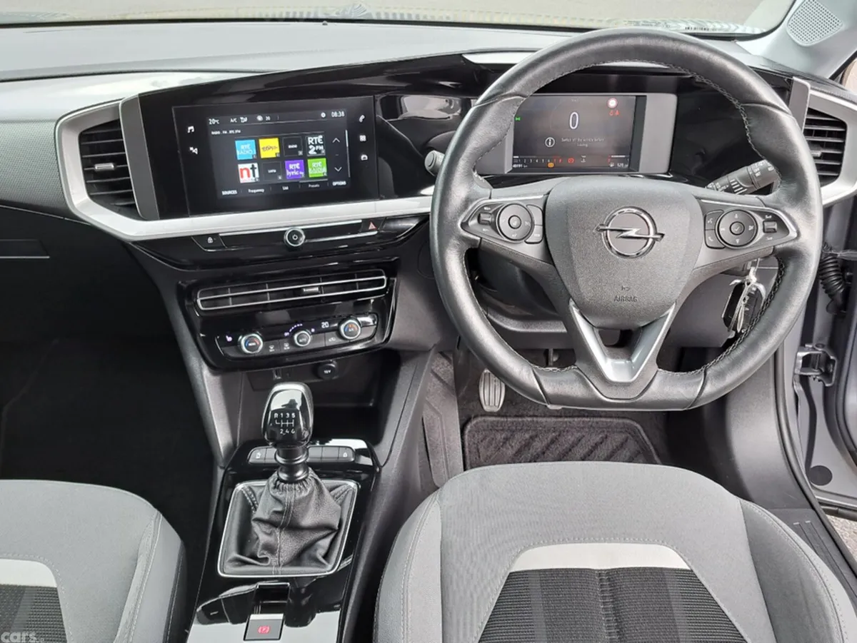 Opel Mokka SUV, Petrol, 2024, Grey