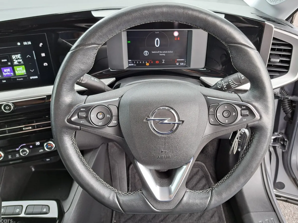 Opel Mokka SUV, Petrol, 2024, Grey