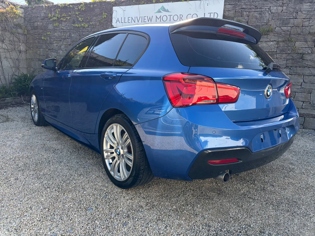 BMW 1-Series Hatchback, Diesel, 2017, Blue
