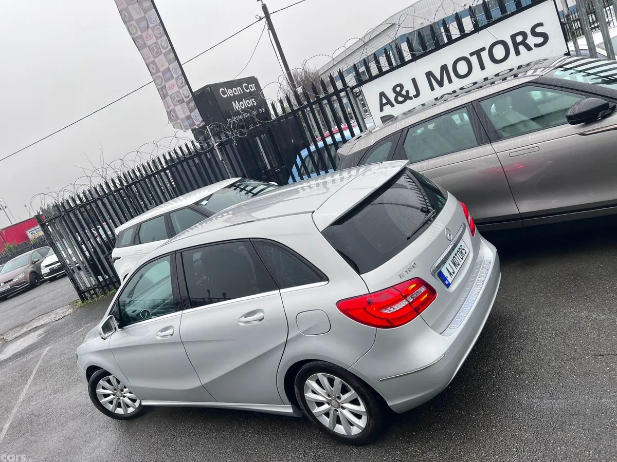 Mercedes-Benz B-Class Hatchback, Petrol, 2013, Silver