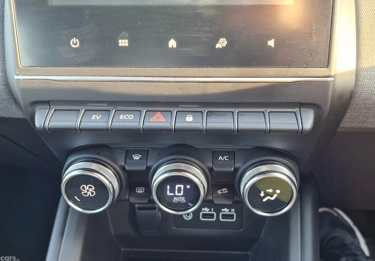 Renault Clio Hatchback, Petrol Hybrid, 2025, Red