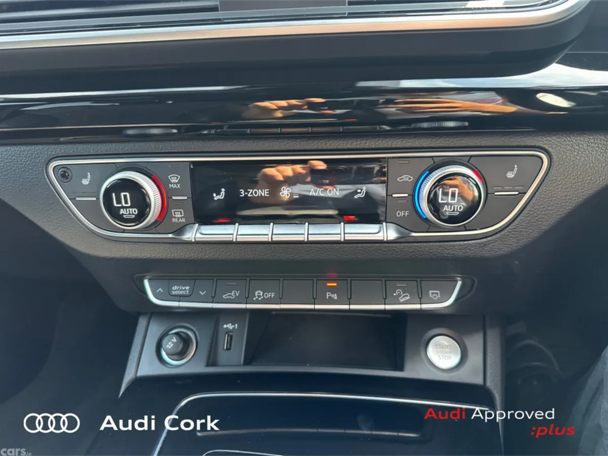Audi Q5 SUV, Petrol Plug-in Hybrid, 2023, Grey