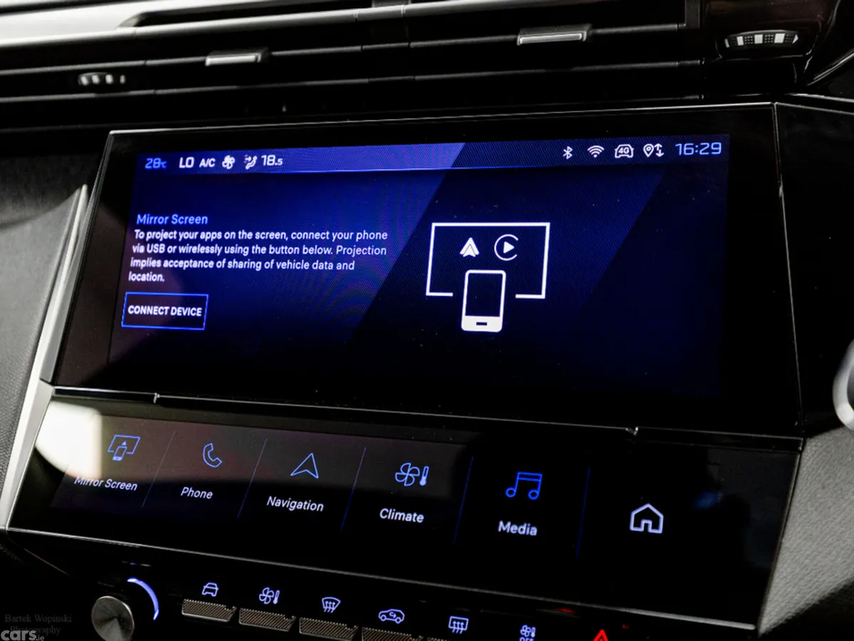 Peugeot 308 Estate, Petrol Plug-in Hybrid, 2024, Black
