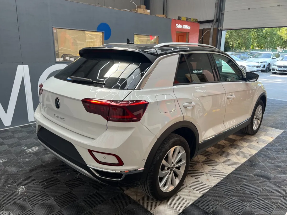 Volkswagen T-Roc SUV, Diesel, 2024, White