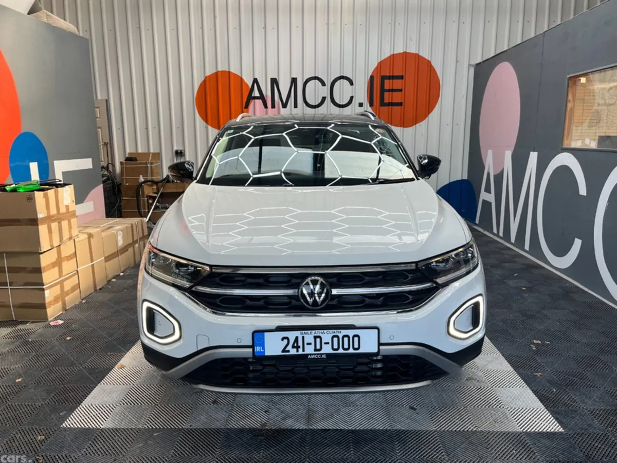 Volkswagen T-Roc SUV, Diesel, 2024, White