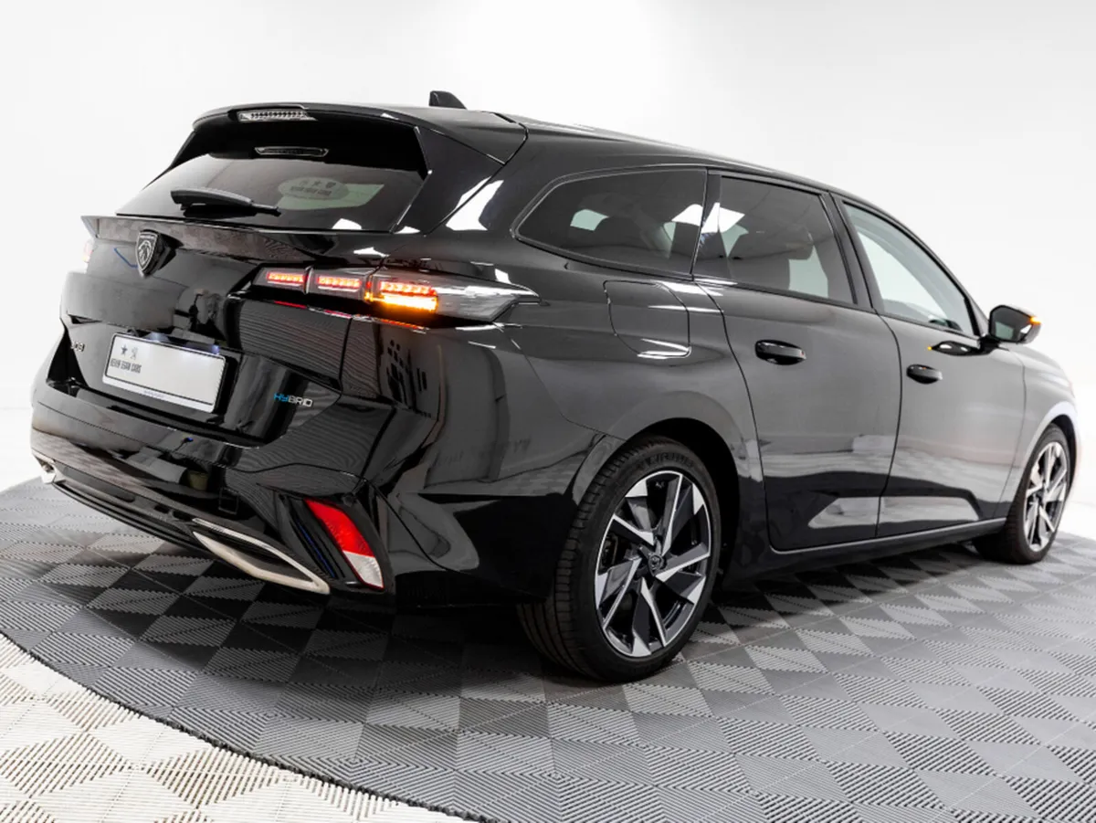 Peugeot 308 Estate, Petrol Plug-in Hybrid, 2024, Black