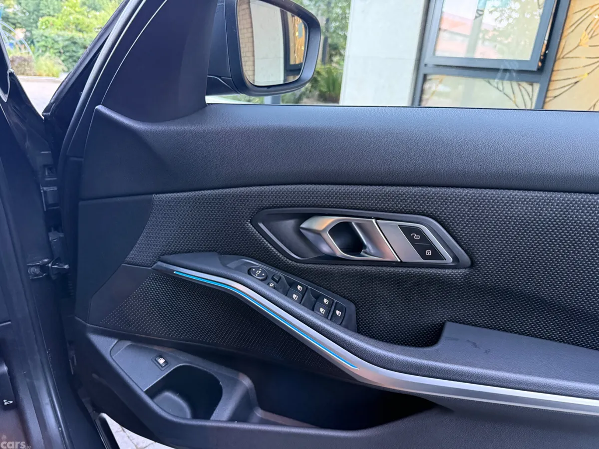 BMW 3-Series Saloon, Petrol Plug-in Hybrid, 2022, Grey