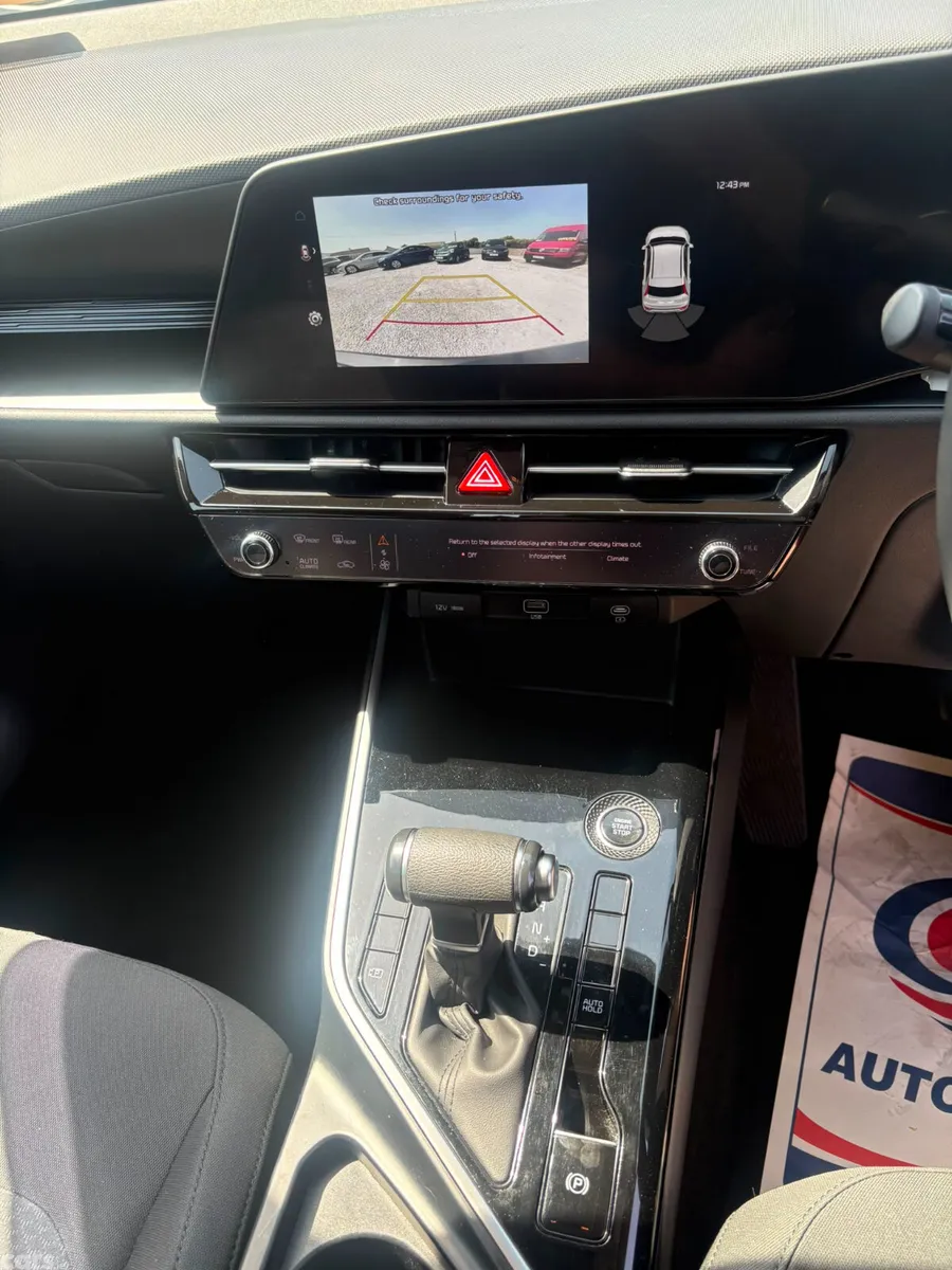 Kia Niro SUV, Petrol Hybrid, 2024, Grey