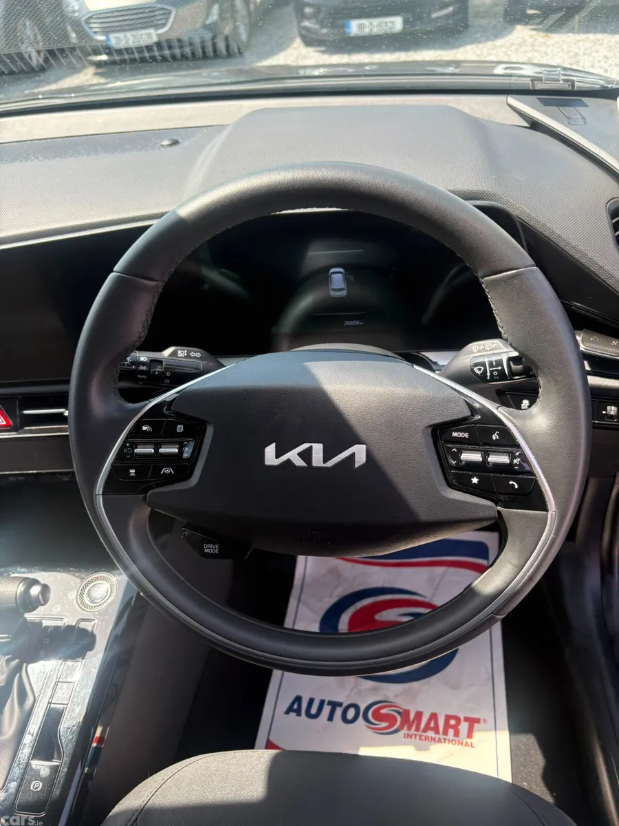 Kia Niro SUV, Petrol Hybrid, 2024, Grey