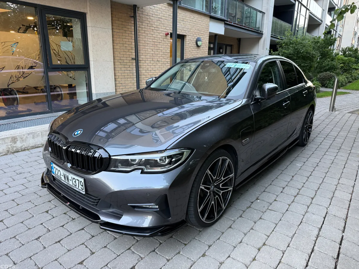 BMW 3-Series Saloon, Petrol Plug-in Hybrid, 2022, Grey