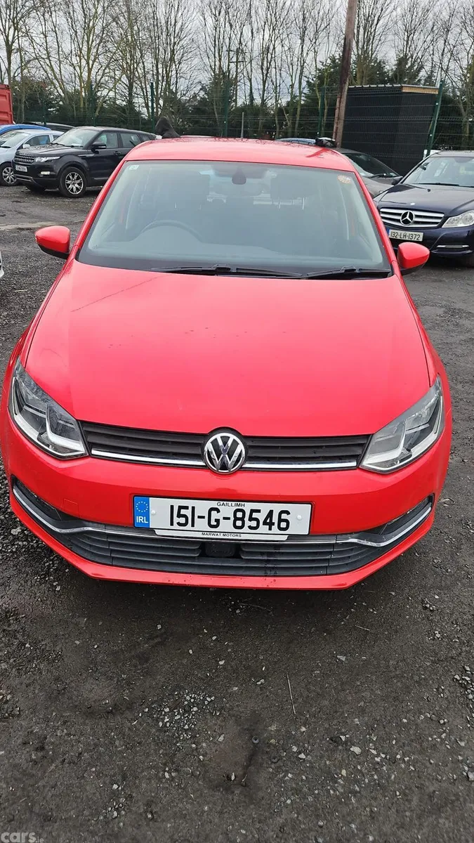 Volkswagen Polo Hatchback, Petrol, 2015, Red