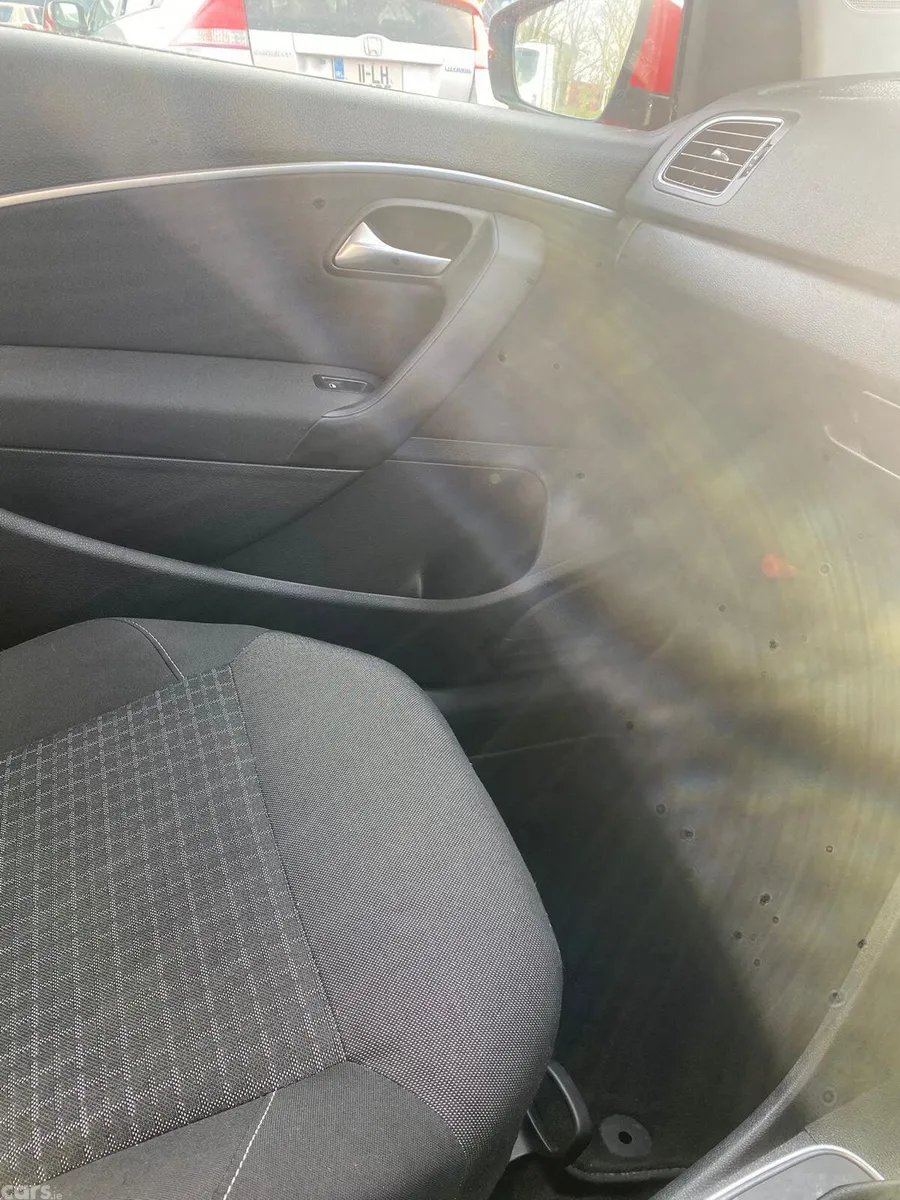 Volkswagen Polo Hatchback, Petrol, 2015, Red