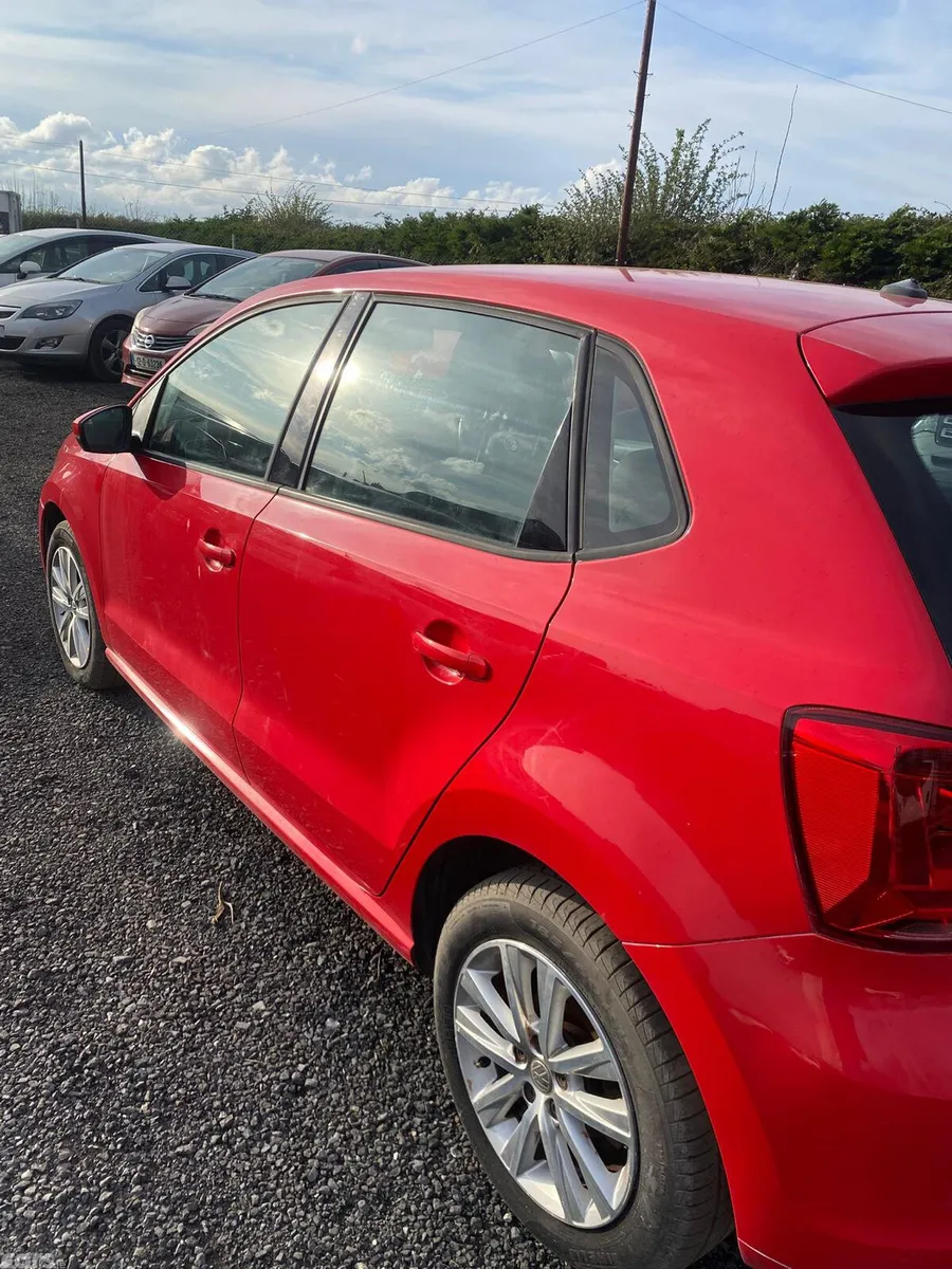 Volkswagen Polo Hatchback, Petrol, 2016, Red