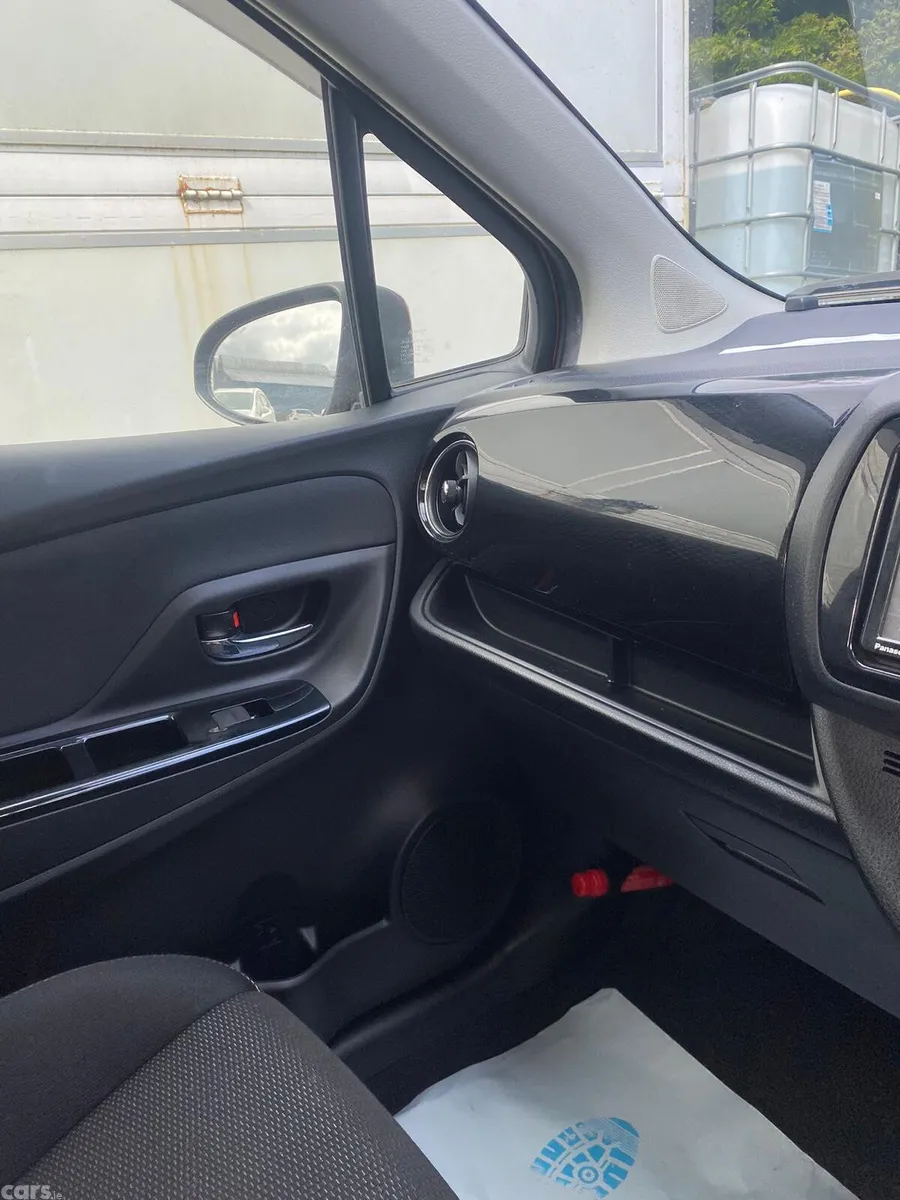 Toyota Vitz Hatchback, Petrol Hybrid, 2019, Red