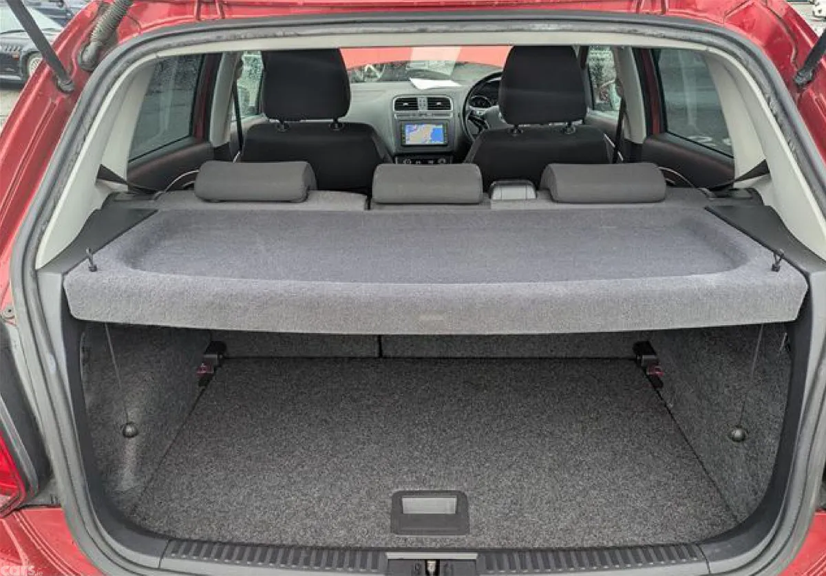 Volkswagen Polo Hatchback, Petrol, 2014, Red