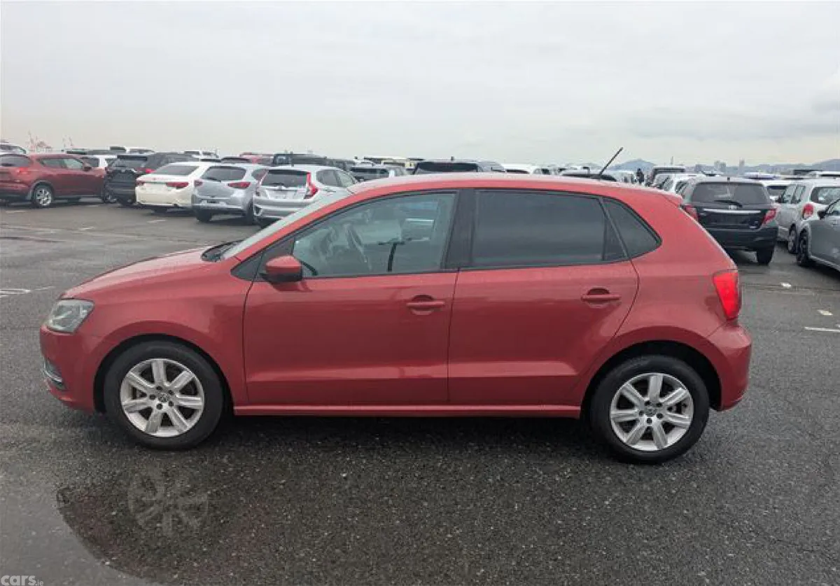 Volkswagen Polo Hatchback, Petrol, 2014, Red