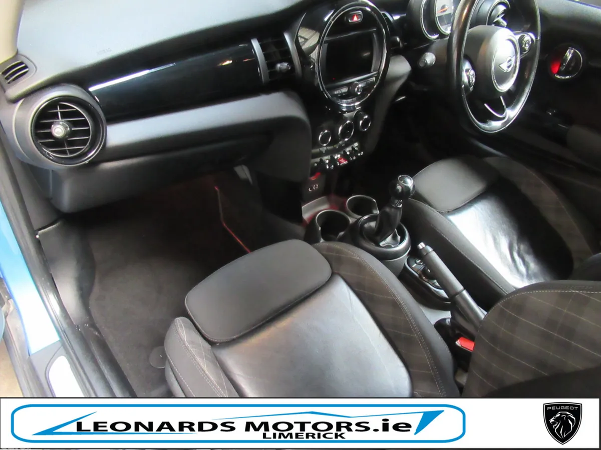 Mini Cooper Hatchback, Diesel, 2017, Blue