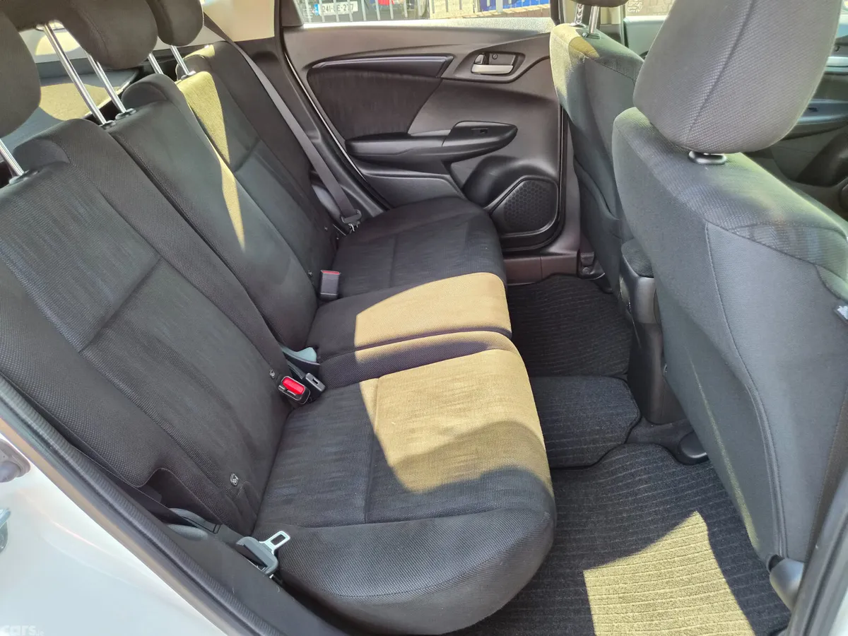 Honda Shuttle Estate, Petrol Hybrid, 2020, White
