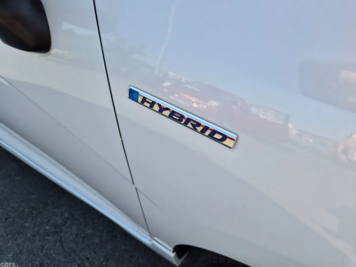Honda Shuttle Estate, Petrol Hybrid, 2020, White