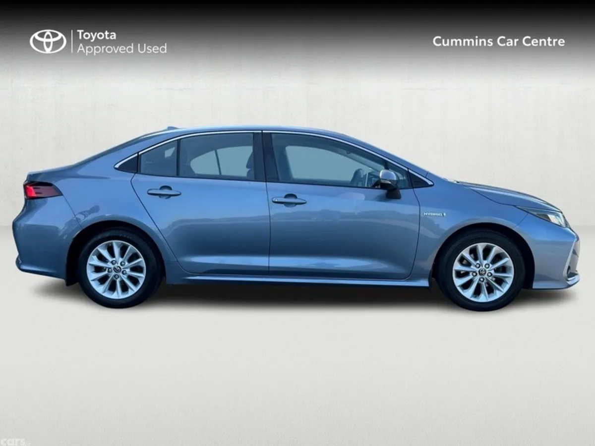 Toyota Corolla Saloon, Petrol Hybrid, 2019, Grey