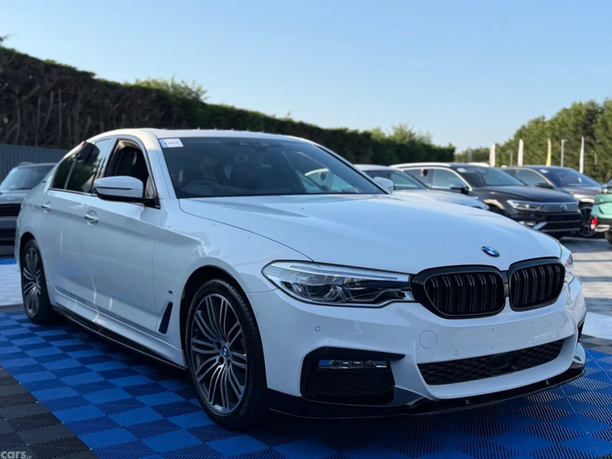 BMW 5-Series Saloon, Petrol Plug-in Hybrid, 2018, White