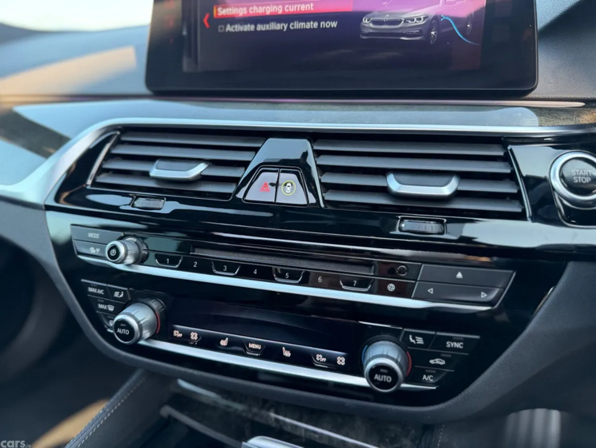 BMW 5-Series Saloon, Petrol Plug-in Hybrid, 2018, White