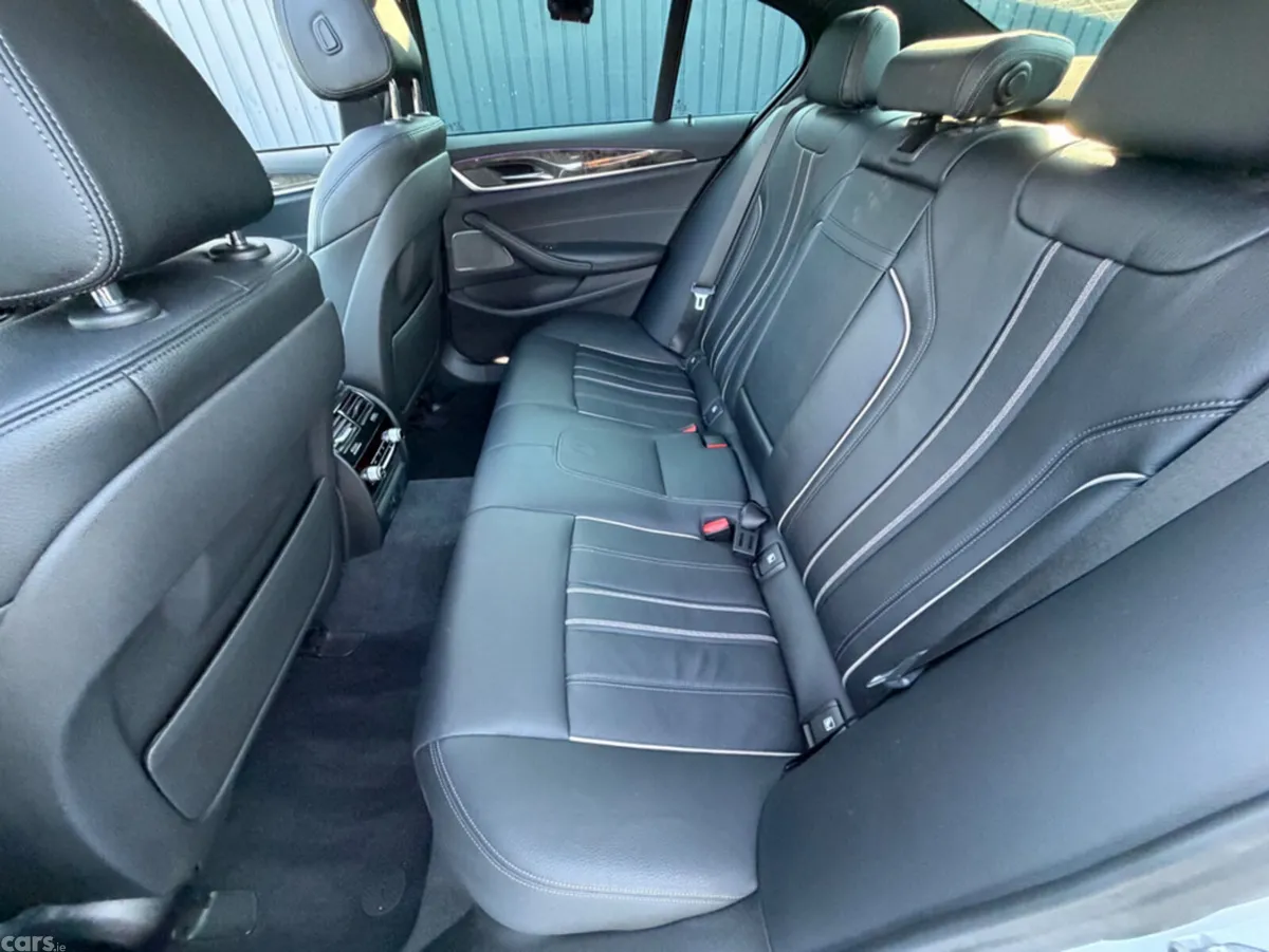 BMW 5-Series Saloon, Petrol Plug-in Hybrid, 2018, White
