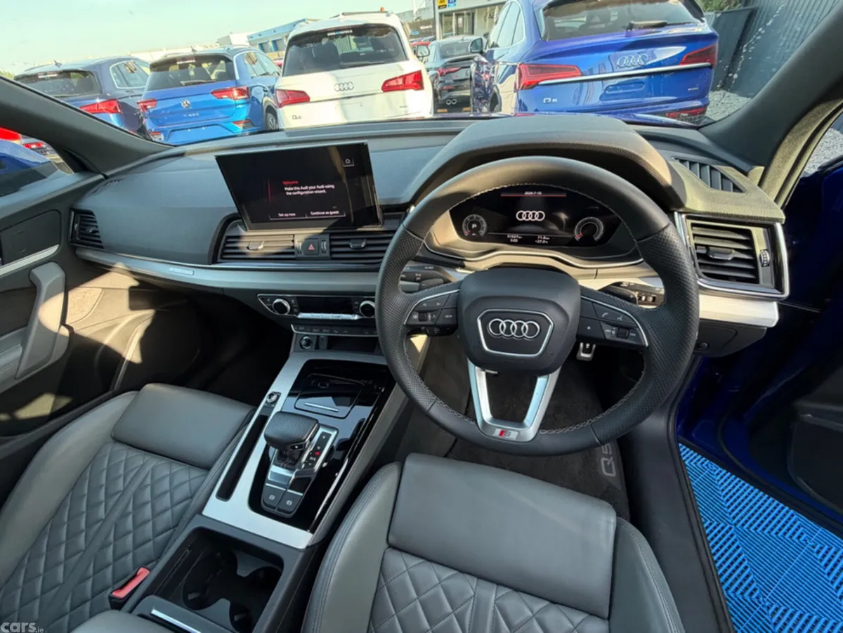 Audi Q5 SUV, Diesel, 2022, Blue