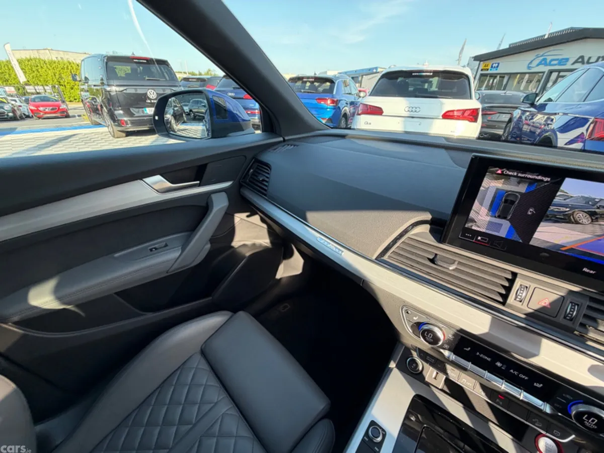 Audi Q5 SUV, Diesel, 2022, Blue