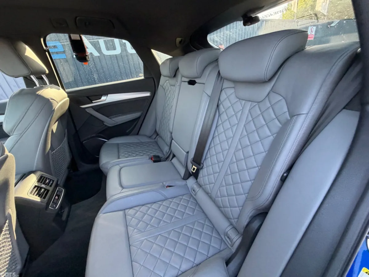 Audi Q5 SUV, Diesel, 2022, Blue
